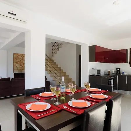 Villa Despina, Pefkos Hillside *